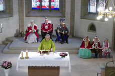 Naumburger Prinzenpaare mit Hofnarren besuchen den Kindergottesdienst (Foto: Karl-Franz Thiede)